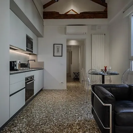 Private Terrace & Canal View Rialto Villa Venedig