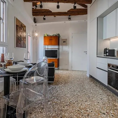 Private Terrace & Canal View Rialto Venedig