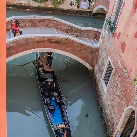 Private Terrace & Canal View Rialto Venedig